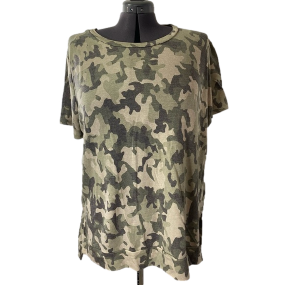 CHIC SOUL Short Sleeve Camo Top NWOT Size 3X SKU0104